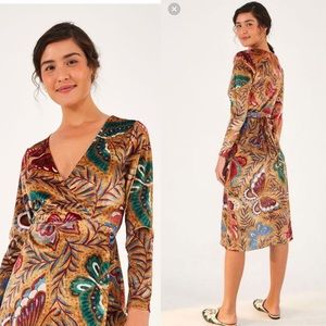 EUC Farm Rio velvet butterfly wrap Mini Dress